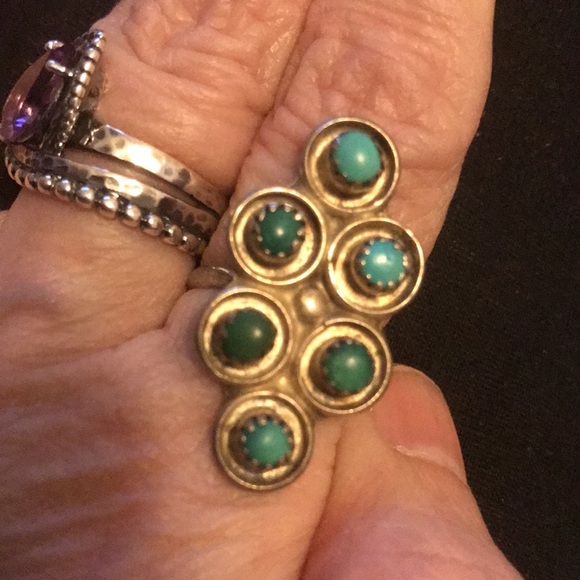 Old native pawn ring. Almost 2” long. Size 6.5 - Picture 3 of 3